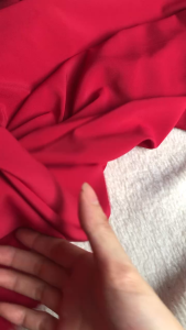 Vải Lụa Habutai Màu Đỏ Đô Khổ 1m55 - Chất Mềm Rũ Mỏng Co Giãn Nhẹ 2 Chiều Ít Nhăn - May Lót Áo Kiểu Bà Ba