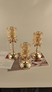 Golden 3 Height Kandil Silinder Tempat lilinnya Malam Alat Peraga Pernikahan Emas Dekorasi Wedding Table Kokoh Kerajinan Besi Kristal