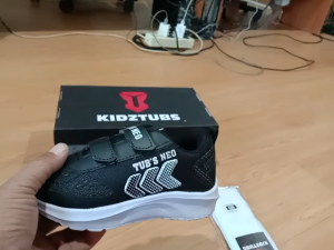 Sepatu Murah & Stylish untuk Anak Usia PAUD hingga SMA