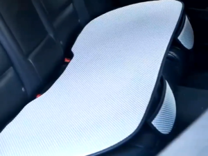Sutra Es Alas Jok Mobil Depan Belakang Tahan Panas Fungsi Perlindungan Mobil Bantal Kursi Kantor