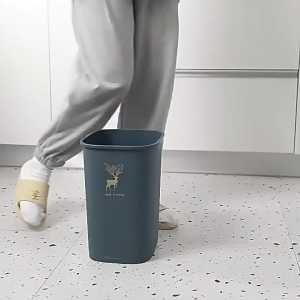 Thùng Rác Gắn Tường Cỡ Lớn Có Nắp Lật Tiện Dụng Cho Nhà Bếp / toilet-yoga150