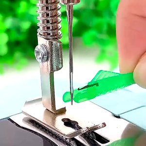 Auto Needle Threader Wire Loop Fish Type DIY 1 Pc