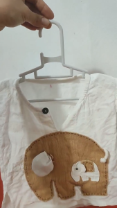 combo 10 móc treo quần áo trẻ emmắc nhựa treo đồ em bémóc nhựa việt Nhật