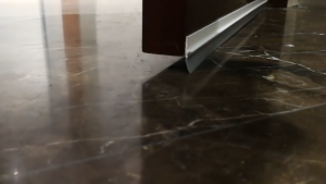 READY STOCKDoor Sealing Strip Hard Soft Composite Sound Insulation Pest Control Self-adhesive Door StopperBaris segel密封條