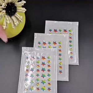 แผ่นสิว แผ่นแปะสิว แผ่นแปะรักษาสิว สติกเกอร์แปะสิว Acne Patches แผ่นแปะสิวรูปดาว แผ่นดูดสิว แผ่นแปะสิวน่ารัก รูปดาวน่ารัก สำหรับดูแลผิว 200 ชิ้น 5 สี