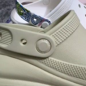 รองเท้าแตะ Mega Crush Clog Women รองเท้าส้นสูง 8cm รองเท้าหัวโตผู้หญิง แฟชั่นและใส่สบาย สินค้าพร้อมจัดส่งจากไทย