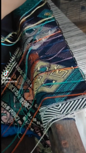 ผ้าทอเมืองบุรีรัมย์ ผ้าพันคอ ผ้าคลุมไหล่ เนื้อนุ่ม ฝ้ายเย็นสบาย ของขวัญ ของชำร่วย ของฝาก Thai cloth 100%