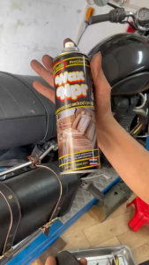 Xịt bóng nội thất ô tô Xịt bóng xe máy - Phục hồi nhựa nhám dưỡng đen da nhựa cao su WAX NPR