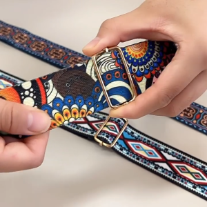 Strap Bag Desain Unik: Tips Memilih & Menggunakan