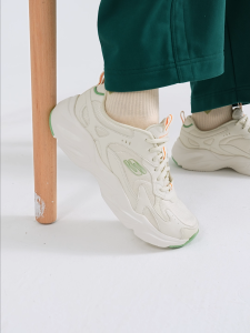 Skechers สเก็ตเชอร์ส รองเท้าผู้หญิง Women Online Exclusive Stamina Airy Shoes - 896270-NTMT Air-Cooled Memory Foam