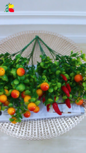 TANAMAN BUAH B8268 PLASTIK ARTIFICIAL 5 CABANG BUAH JERUK CABAI CERI DELIMA TANAMAN HIAS DEKORASI RUMAH - Bunga Mawar Artificial dengan Pot Tinggi 12.5cm (Export)