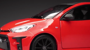 TWH DIECAST TOYOTA GR YARIS SKALA 1:24 TOP CARBON KOLEKSI PREMIUM & HADIAH Mainan Mobil