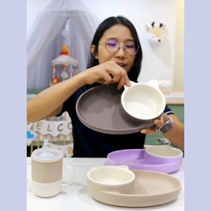 Monee จานซิลิโคลนก้นดูดพร้อมถ้วยซุป