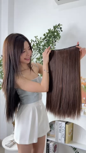 แฮร์พีชแบบสายคาดใส หนาพิเศษ 200 กรัม ปรับสายได้ เนียนมาก ผมเกรดไฮเอนด์ สวยได้ทุกโอกาส M01/M02/M03