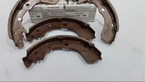 BRAKE SHOE DATSUN GO KAMPAS REM BELAKANG DATSUN GO GO+ PANCA D4060-4LC0A