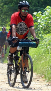 Celana Sepeda Pendek Sporty Dengan Busa Padding Bahan Spandex Nylon CSP02