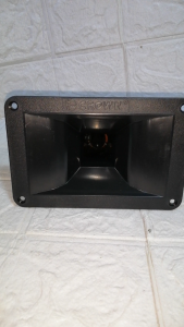Crown HT-46 150 watts Horn tweeter speaker 8 OMHZ