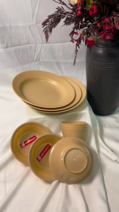 (9 PCS) SET PIRING MANGKOK GELAS PLASTIK / PIRING SET MANGKOK GELAS CREAM