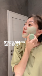 The Originote Mugwort B3 Clay Stick Mask | Masker Wajah Mugwort Menenangkan dan Membuat Wajah Kencang