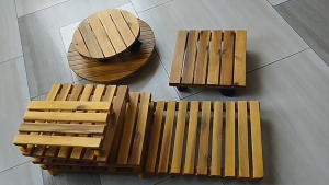 Đế lót gỗ hình chữ nhật hình vuông hình tròn để chậu cây có bánh xe nhiều kích thước Top Choice.