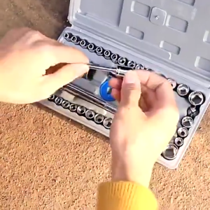 Bộ khẩu thông minh mở siết ốc và bugi 40 chi tiết (Thép không gỉ)