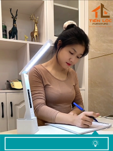 Đèn Bàn Học Và Làm Việc Tích Điện Chống Mỏi Mắt - Màn Hình LCD Đa Chức Năng