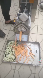 Máy cắt khoai lang khoai tây  rau củ công nghiệp Công suất lớn  tốc độ cao Bảo hành 12 tháng