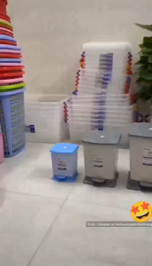 Thùng rác nhựa chân đạp Duy Tân