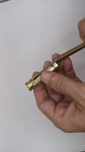 Tắc kê áo nở trong xi kẽm ( tắc kê nở sắt / Vít nở đóng tường )