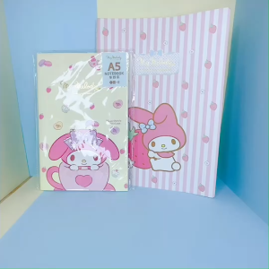 สมุดโน้ต My Melody แบบมีเส้น งานลิขสิทธิ์ กระดาษแบบถนอมสายตา #ขนาดA5 (13.8 20.8 cm) 1 เล่ม/72 หน้า #ขนาดB5 (18.3 22.5 cm) 1 เล่ม/84 หน้า