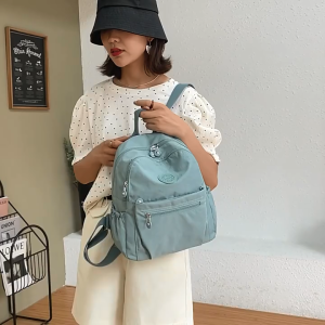 Canvas Oxford Nylon Backpack Womens Large-Capacity Backpack Stylish and Lightweight Travel Bag