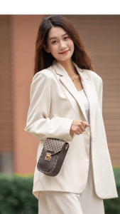 FURONG CHAOBAO สไตล์ย้อนยุคเรขาคณิตพิมพ์กระเป๋าโทรศัพท์มือถืออินเทรนด์2024แฟชั่นสุภาพสตรีไหล่ข้างเดียวกระเป๋า ผู้สื่อสาร ที่ไม่ซ้ํากันถุงห่วงโซ่หนึ่งชิ