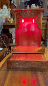 Bàn thờ thần tài thổ địa gỗ xoan đào shop có 2sz cao 48x35x35cm cao58x38x38cm