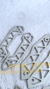 GARNISH GARNIS VISOR WINDSHIELD 1 SET 2 BIJI KIRI KANAN NMAX OLD NMAX 2015-2019 YAMAHA NMAX NEW YAMAHA AEROX YAMAHA LEXI HONDA ADV 150-160 YAMAHA XMAX OLD XMAX NEW PREMIUM HIGH QUALITY MOSCOW BRAND