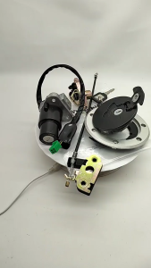 Kunci Kontak Set Tutup Tangki NINJA 150 RR OLD KAWASAKI KRR ZX KRR Kualitas Original Presisi dan Awet