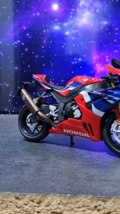 Diecast Miniatur Mainan Motor Honda CBR 1000RR-R Fireblade Aktif Suspensi 1/12