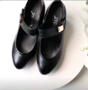 Korean style breathable thick heel soft sole work shoes casual comfortable black womens shoes