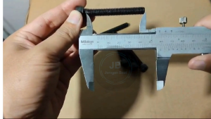 BAUT L M8 X 60 BAJA PANJANG 6 CM 6CM BAUD L BAJA M8X 60 KUNCI L6 L 6 KUNCI PAS 12 13 FULL DRAT WARNA HITAM BAUT 12 13 SOCKET HEX CAP SCREW 8 X 60 8X60 60MM 60 MM M8 X60 M8X 60 RING 12 13 GRADE 12.9 PITCH DRAT 1.25 DIAMETER BODY 8MM