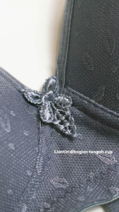 Youve ( You Have ) BH Bra Wanita BH Tanpa Kawat Busa Sedang Motif mounth 100126