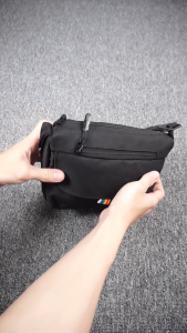 Tas Selempang Slingbag Pouch Akhtar Arion