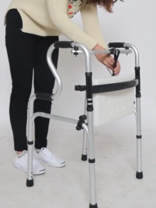 Walking Aid Elderly Walking Aluminum Alloy Disabled 4-Foot Crutches Walking Aid Elderly Walking Aid