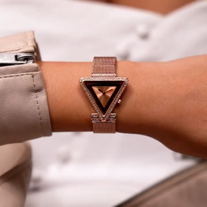 [Promo] Jam Tangan Wanita Guess GW0508L3 Fame Rose Gold Tone Case Rose Gold Tone Stainless Steel Mesh Original Garansi 2 Tahun [✔COD][100% Authentic]