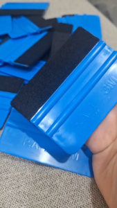 ที่รีดฟิล์ม ที่รีดสติ๊กเกอร์ แรปสติ๊กเกอร์ ฟิล์มกันรอยเรือนไมล์ มอเตอร์ไซค์ รถยนต์ ที่รีดฟิล์มอาคาร แข็งแรง ทนทาน