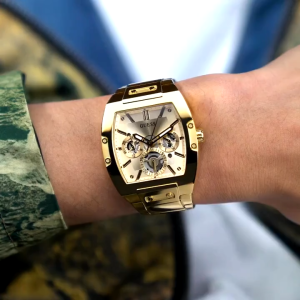 [Promo] Jam Tangan Pria Guess GW0456G2 Phoenix Gold Dial Gold Stainless Steel Strap Original Garansi 2 Tahun [✔COD][100% Authentic]