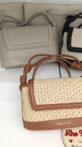 [CHUẨN HÃNG] Túi nữ cê ka kẹp nách kết hợp đeo chéo chất vải cối dày dặn kiểu dáng trẻ trung (Size 21)