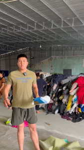 Combo Sàn Cát Tặng 1 Bình Cho Gà Con Uống Nước Tự Động + 1 Máng Ăn 4 Tấc Cho Gà Con Chống Bới