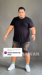 CELANA PENDEK PRIA SUPER JUMBO/CELANA PERIA SOBEK JEANS