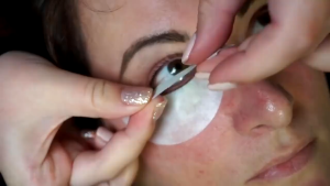 Micropore Eye Tape Eyelash Roll Tape PE Non Woven Kertas Microtape Eyelash Extension Bahan - KU089