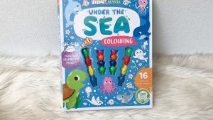 Colour Mania - UNDER THE SEA Colouring with 16 Stackable Ocean Crayons!