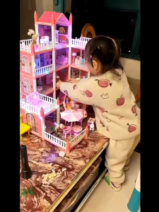 Mainan Anak Perempuan Rumah Boneka Besar 3D Princess Big Pink Villa DIY Doll House Lengkap Perabot Rumah dengan Lampu